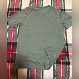 Men’s lululemon SS metal vent Top